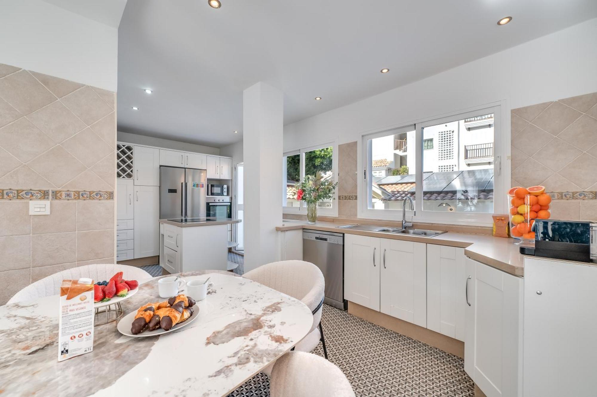 Vacation Marbella I Sunny Camelia Villa Heated Pool, Recently Renovated, Best Residential Neighborhood In Benalmadena, Short Walk To The Beach, Cinema Room 외부 사진