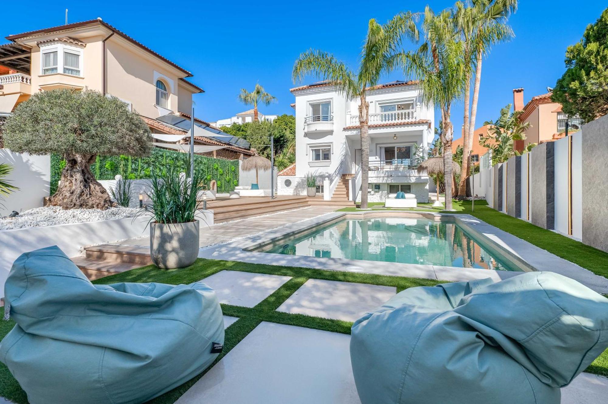 Vacation Marbella I Sunny Camelia Villa Heated Pool, Recently Renovated, Best Residential Neighborhood In Benalmadena, Short Walk To The Beach, Cinema Room 외부 사진