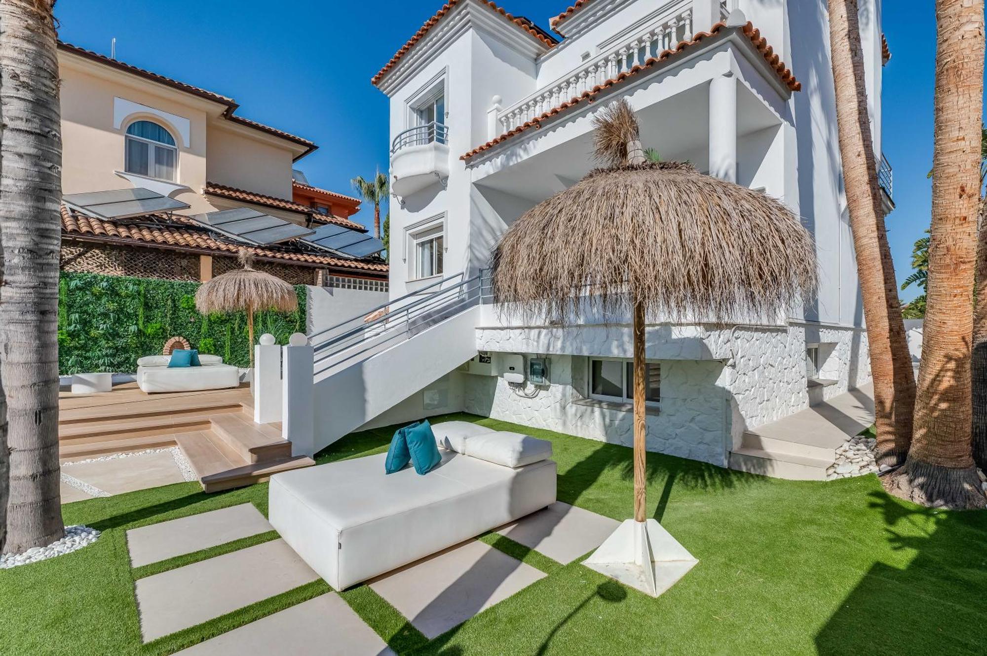 Vacation Marbella I Sunny Camelia Villa Heated Pool, Recently Renovated, Best Residential Neighborhood In Benalmadena, Short Walk To The Beach, Cinema Room 외부 사진