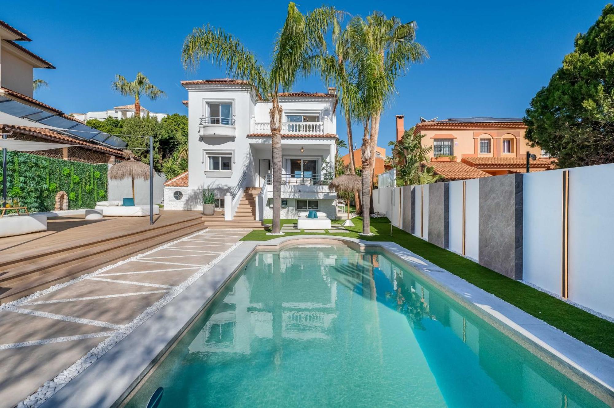 Vacation Marbella I Sunny Camelia Villa Heated Pool, Recently Renovated, Best Residential Neighborhood In Benalmadena, Short Walk To The Beach, Cinema Room 외부 사진